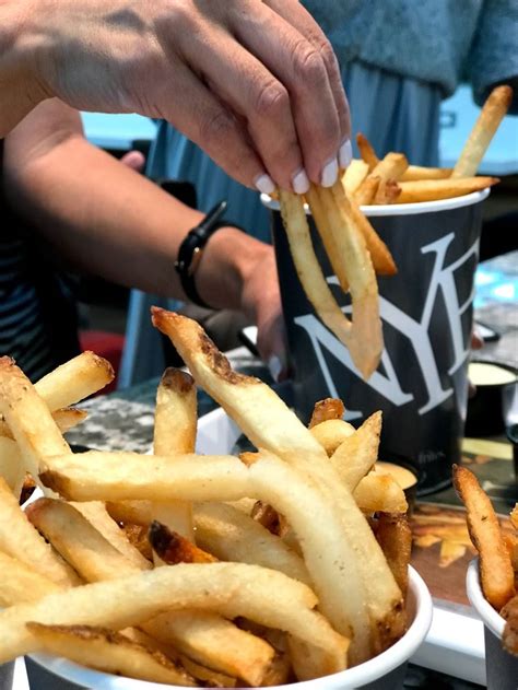 New York Fries Sherway Gardens opening hours in Etobicoke.